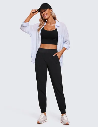 Vista 3 de CRZ YOGA Pantalones deportivos para mujer con bolsillos, ligeros, para entrenamiento, viajes, uso casual, golf, senderismo, secado rápido