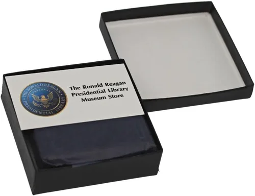 Vista 5 de Ronald Reagan Pisapapeles de mármol Trust But Verify Quote - Exclusivo de la Biblioteca Reagan