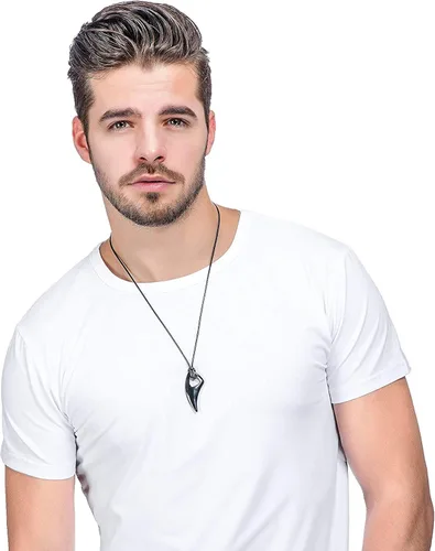 Vista 2 de Jstyle Juego de 2 collares con dije de acero inoxidable para hombre con punta de lanza y dientes de lobo