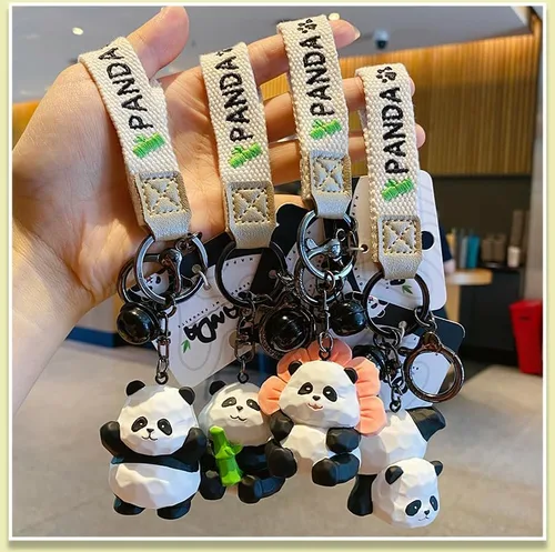 Vista 2 de HSYHERE Cute Kawaii Different Posture Wood Carving Lucky Panda Keychain Keyrings Car Key Chain Ring Bag Pendant Holder Strap