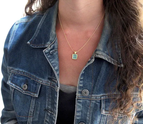 Vista 7 de Mark Poulin Gold Anniversary Necklace - 50 Year Anniversary on 20" gold filled chain