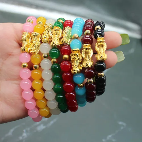 Vista 2 de ZMANYIJEW Paquete de 8 pulseras de Feng Shui Pixiu Fortune con cuentas de moda, coloridas para hombres y mujeres, pulseras de buena suerte, Sin