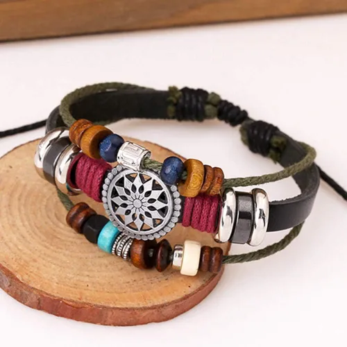 Vista 4 de Usstore pulsera bohemia de mujer de muchas capas, de tela, hecha a mano, con abalorio, para mano.