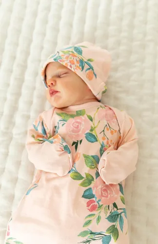 Vista 7 de Baby Be Mine Conjunto de mamá y bebé vestido de hospital de maternidad a juego para trabajo y parto Gownie para maternidad bolsa de hospital