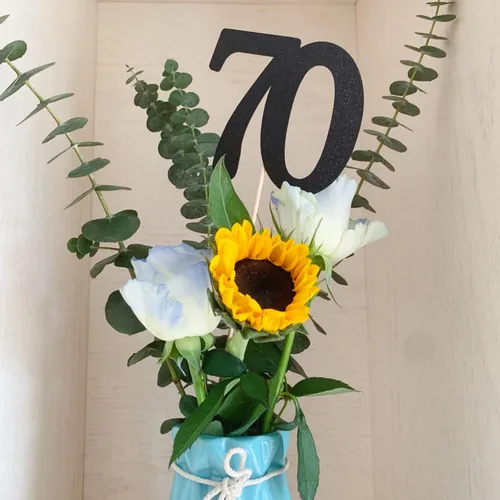 Vista 5 de Paquete de 10 palitos de centro de mesa de aniversario con purpurina de doble cara para cumpleaños número 70, decoración de mesa para cumpleaños