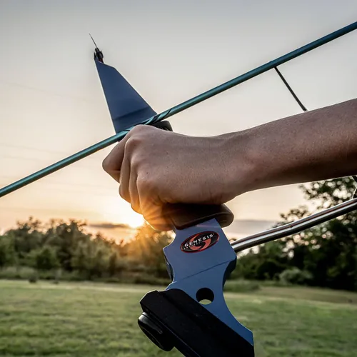 Vista 8 de Genesis Original Compound Bow & Arrow Kit - Adjustable Compound Bow for All Skill Levels Púrpura