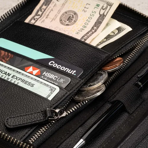 Vista 5 de TORRO Cartera de viaje - Organizador de viaje de cuero genuino con soporte para pasaporte y tarjetero desmontable, Negro, talla única , Contemporáneo