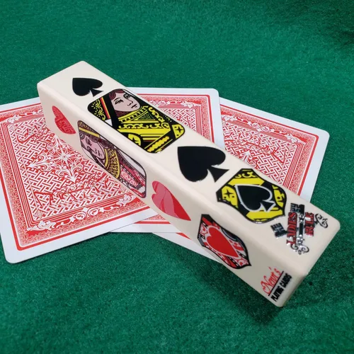 Vista 8 de Newt's Playing Cards Ladies Rule Trump Marcador/indicador para juegos de cartas como Euchre, Bridge, Pinochle, Whist y otros juegos de cartas