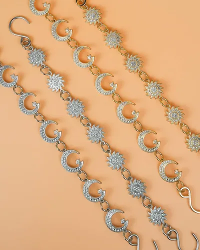 Vista 7 de COYWX 2 cadenas de zapatos de sol y luna, cadena de metal con dijes de estrella brillantes para zapatos, relación de amistad, pareja, pareja