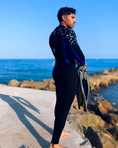 Vista 4 de Seaskin - Trajes de neopreno completos para hombres y mujeres, 3 mm, con cremallera trasera