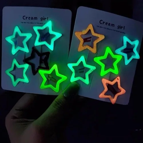 Vista 4 de Pinzas de pelo coloridas y luminosas para niñas, pinzas pequeñas para el cabello para niños, pinzas de estrellas que brillan en la oscuridad, pinzas