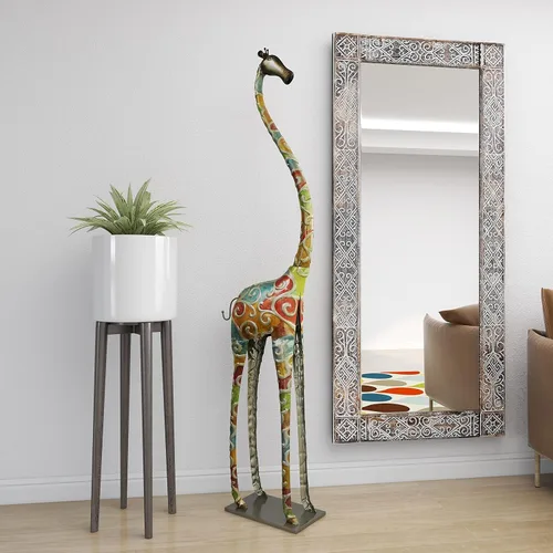 Vista 17 de Deco 79 Escultura decorativa de jirafa de metal para interiores y exteriores, estatua alta para decoración del hogar con detalles en relieve, figura