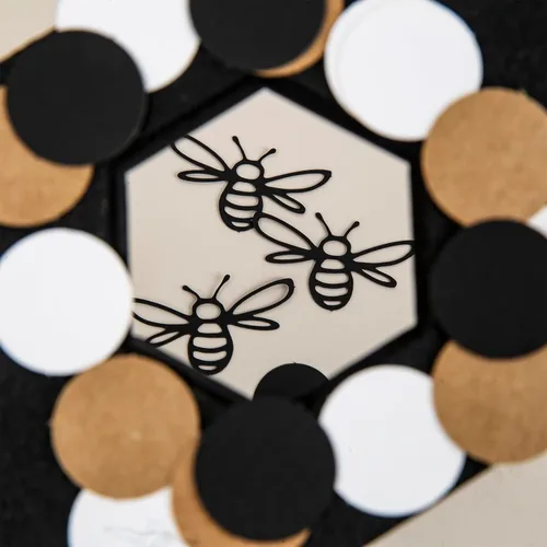 Vista 6 de Confeti de abejorro - Decoraciones de fiesta temática de abejas para baby shower, cumpleaños (200 unidades)