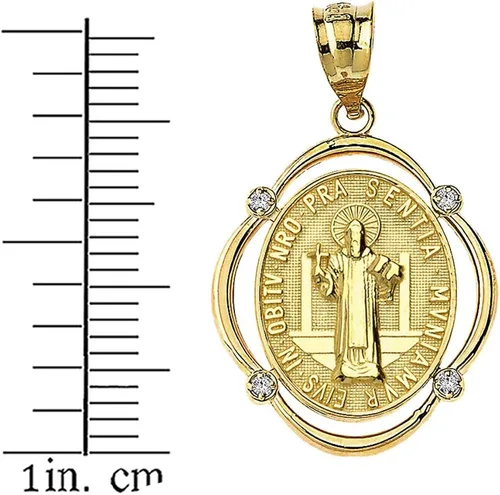 Vista 2 de Collar con colgante de diamantes de Medalla de San Benito de San Benito de oro de 14 quilates