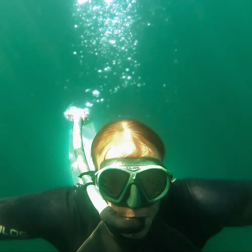 Vista 3 de Tilos Spawn - Juego de esnórquel con máscara de camuflaje para pesca submarina, buceo libre, buceo, esnórquel Camo Verde