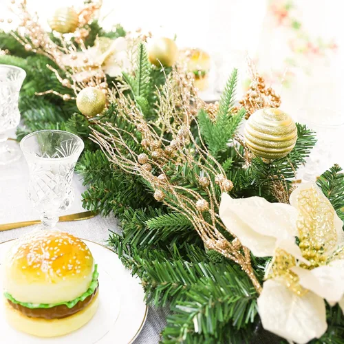 Vista 5 de Joyhalo Paquete de 24 púas y aerosoles para árbol de Navidad, decoraciones de relleno de árbol de Navidad, adornos de tallo de bayas con purpurina