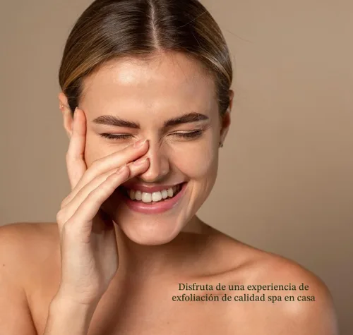 Vista 7 de Kingsley Cepillo de cerdas naturales para cuerpo con forma ergonómica, mango de madera, Paquete de 1