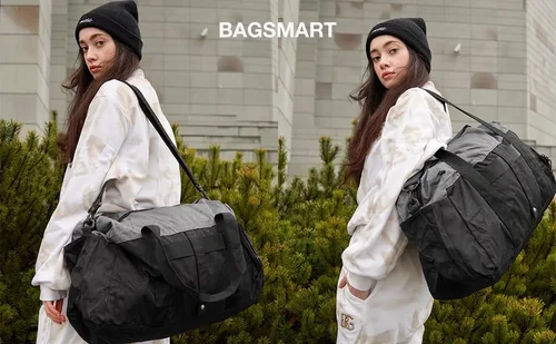Vista 8 de BAGSMART - Bolsas de gimnasio para hombres, bolsa de lona plegable deportiva, bolsa de lona ligera para fines de semana con compartimento