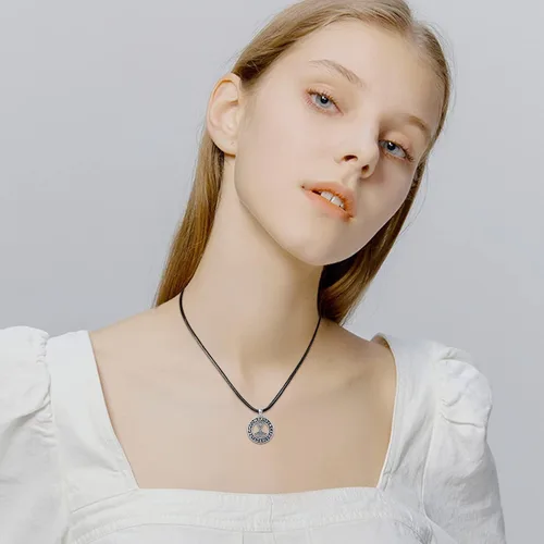 Vista 4 de Mjolnir, collar de plata de ley 925, colgante de amuleto de mitología de martillo de Thor nórdico para mujeres y hombres, joyería nórdica pagana