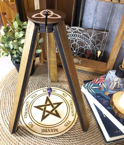 Vista 3 de Trinqueta - Soporte de péndulo de madera para trípode de radiestesia, soporte de péndulo para tablero de péndulo de 10 pulgadas, máquina