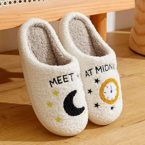 Vista 8 de Meet Me At Midnight Merch - Pantuflas para mujeres y hombres, pantuflas mullidas de dibujos animados, pantuflas de invierno acogedoras y suaves