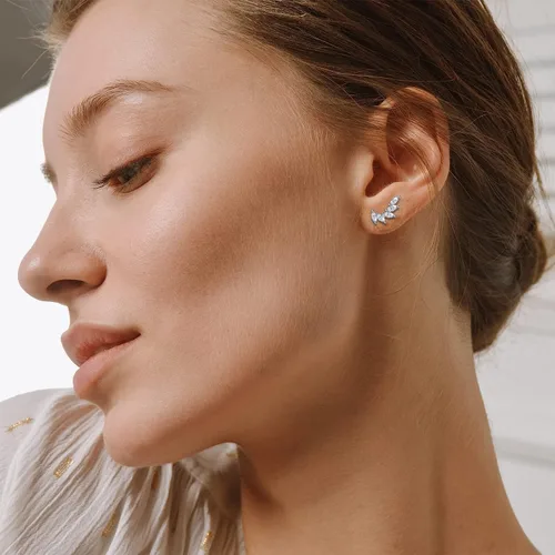 Vista 5 de Rnivida Aretes tipo dormilona de plata de ley 925, hipoalergénicos, pequeños aretes de circonita cúbica para mujer