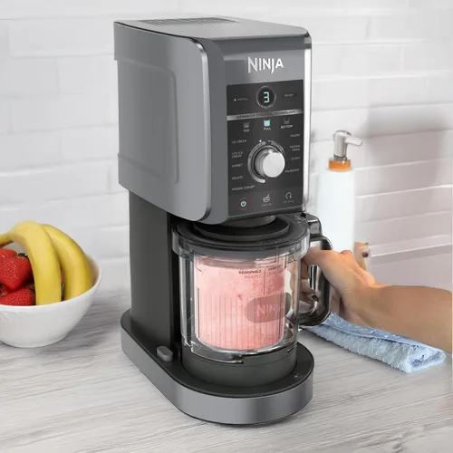 Vista 5 de Ninja® CREAMi® Deluxe 11 en 1 Helado y congelador NC501EU Plata