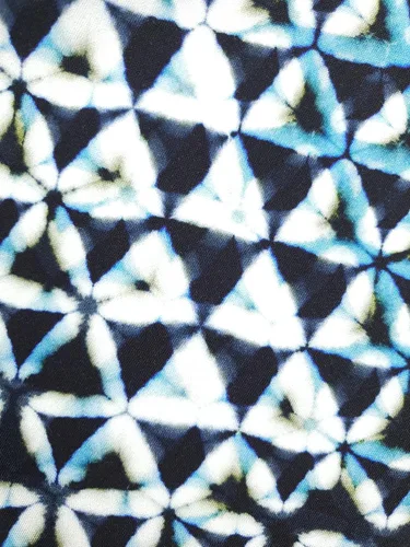 Vista 3 de Minerva Exclusivo Sankakkei Spirit Viscosa Challis Tela - por yarda