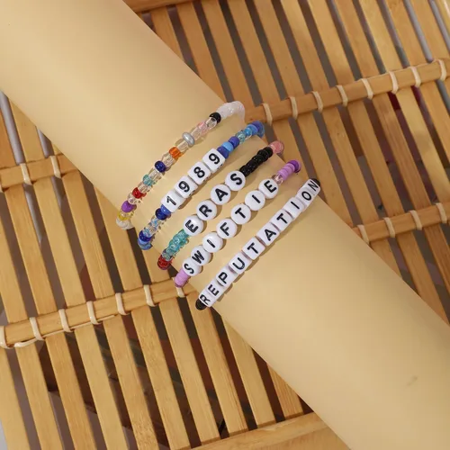 Vista 2 de JALZEMPL 5Pcs Taylor Eras Tour Swiftie Bracelets Lover 1989 Reputation Mid Friendship Bracelet Beads Set Lover Era Taylor Outfit Inspired Lover