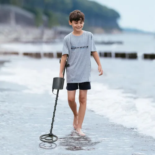Vista 2 de Detector de Metales Bounty Hunter Tracker IV – Diseñado para Adultos y Niños con Bobina Impermeable de 8 Pulgadas, Alta Precisión, 3 Modos