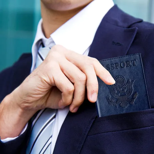 Vista 8 de TIGARI Fundas para pasaporte para pasaporte, fundas para pasaporte y vacuna, tarjetas combinadas, estuche ultra delgado para pasaporte para mujeres
