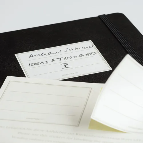 Vista 6 de LEUCHTTURM1917 - Cuaderno de tapa dura mediano A5 con 251 páginas numeradas para escritura y diario (negro, liso)