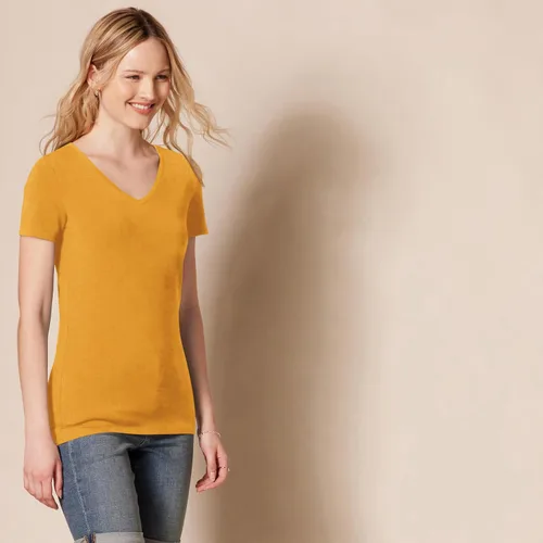 Vista 316 de Amazon Essentials Women's Regular-Fit Short-Sleeve Crewneck T-Shirt