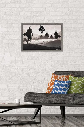 Vista 2 de Trends International G2 Esports - Póster de pared Samurai, 22.4 pulgadas de largo x 14.7 W, versión enmarcada en madera de granero Versión enmarcada