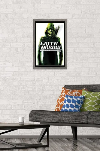 Vista 2 de Trends International DC Comics - Póster de pared con diseño de flecha verde, año uno, 14.725 x 22.375 pulgadas, versión enmarcada de madera