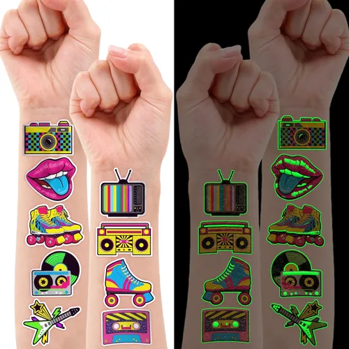 Vista 2 de 96 piezas de tatuajes temporales precortados que brillan en la oscuridad de los años 80 para decoración de fiesta de cumpleaños, suministros
