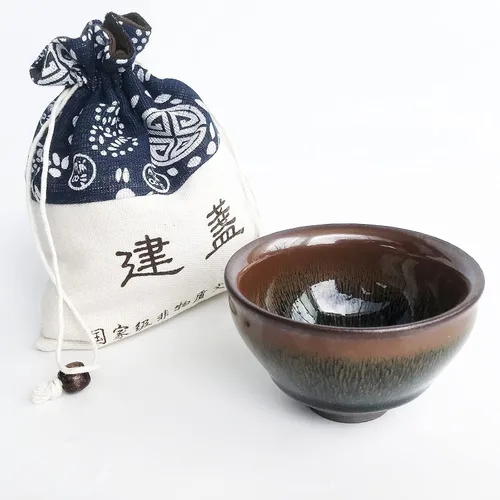 Vista 13 de Taza de té Jianzhan de porcelana negra Wujin Tenmoku Taza hecha a mano China Gongfu Cha Taza Patrón de dragón dorado