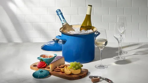 Vista 6 de Le Creuset Olla tradicional esmaltada sobre acero, 8 cuartos de galón., Artichaut