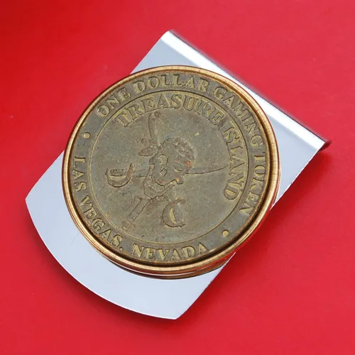 Vista 3 de Vintage Treasure Island Casino 1 Dollar Gaming Token Stainless Steel Large Wide Design Money Clip NEW - Las Vegas, NV
