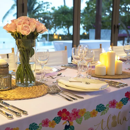 Vista 7 de Suministros para fiesta tropical Luau de flamencos, mantel desechable de plástico impermeable para decoraciones de fiesta de playa hawaiana, 3