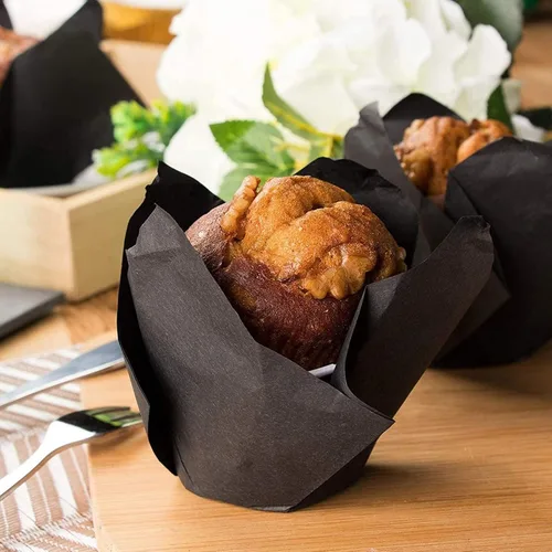 Vista 3 de Juvale Revestimientos para cupcakes – 2 x 3.5 pulgadas, negro, paquete de 100 – Revestimientos de tulipanes para cupcakes para hornear y fiestas