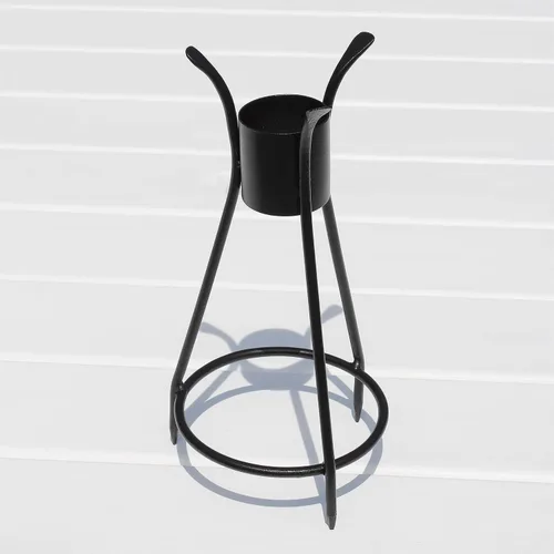 Vista 6 de Achla Designs Caballete III Soporte con púas