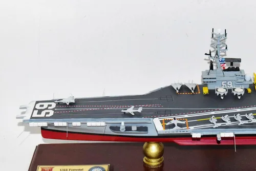Vista 2 de USS Forrestal CV-59 Modelo de portaaviones, Marina, Modelo a escala, Clase Forrestal, Caoba