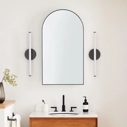 Vista 2 de Botiquín de baño empotrado en arco dorado cepillado con espejo de acero inoxidable con marco de metal rectangular con espejo de 16 x 28.3 pulgadas