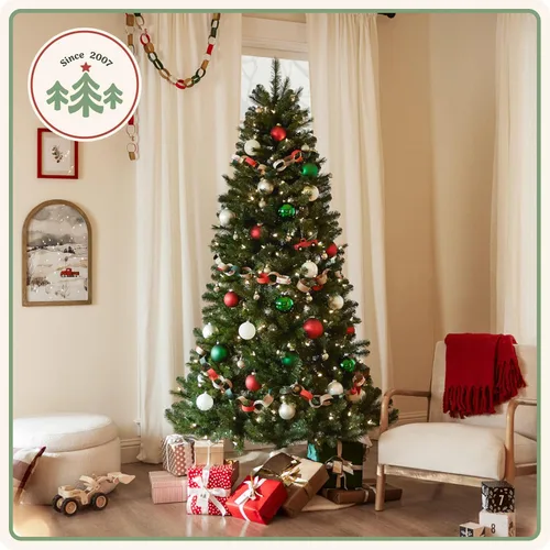 Vista 6 de Treetopia Grand Evergreen Fir - Árbol de Navidad artificial para interiores, preiluminado con luces LED transparentes, ramas con bisagras