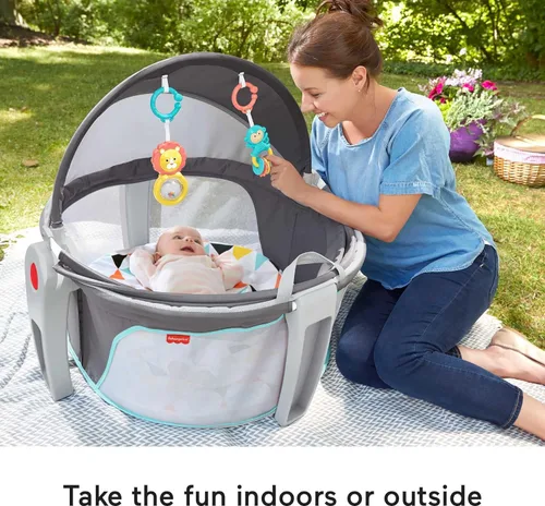 Vista 3 de Fisher-Price Moisés Portátil On-The-Go Baby Dome, Espacio de Juego de Viaje con Juguetes de Desarrollo para Recién Nacidos y Toldo, Windmill