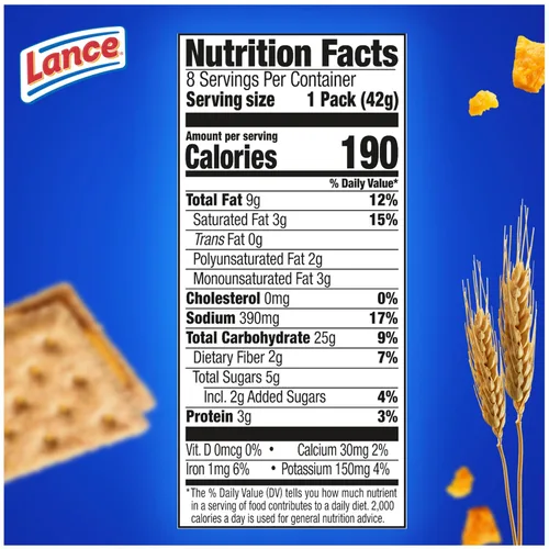 Vista 2 de Lance Hecho con galletas sándwich de queso cheddar de grano entero, 8 unidades de 1.5 onzas