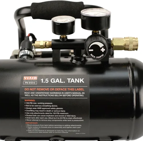 Vista 3 de VIAIR Compresor Plug-N-Play 380C, 12V, tanque de 1.5 galones, 200 PSI nominal con acceso de alimentación de 7 vías, para clavar, herramientas