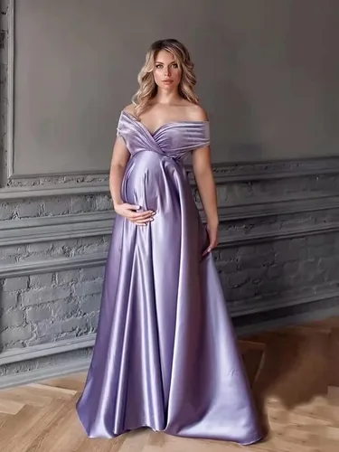 Vista 2 de Molisa Vestido de maternidad de satén para sesión de fotos con hombros descubiertos de terciopelo para baby shower, vestido de embarazo nupcial
