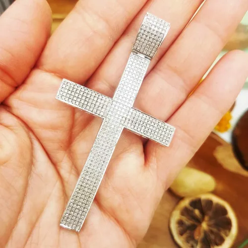 Vista 5 de Dazzlingrock Collection - Collar con colgante de cruz religiosa de 2 quilates (cadena de plata incluida)